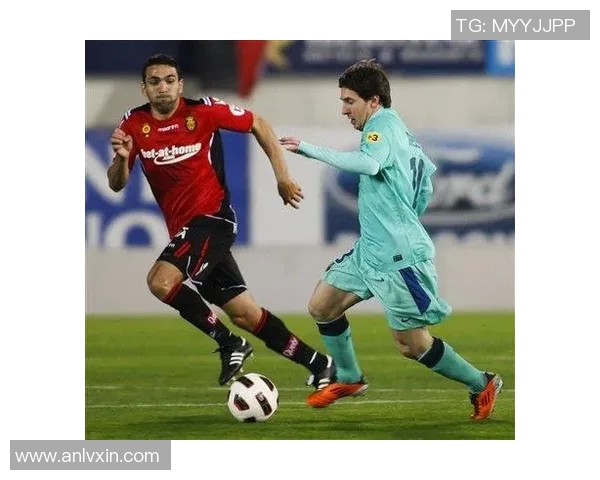 梅西再献绝杀，巴萨逆转比利亚雷亚尔取连胜达7场